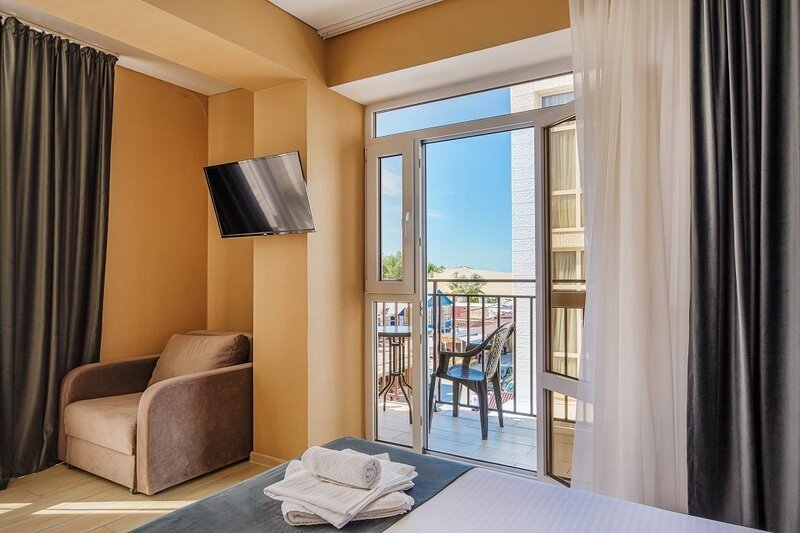 Студио 4-местный (с балконом)