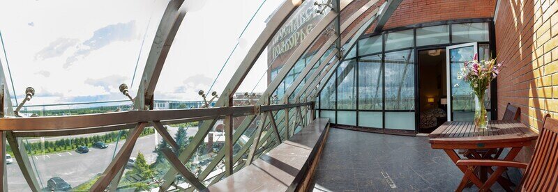 Джуниор Сюит 2-местный (с балконом)