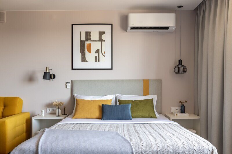 Студио Lux 2-местный (с кроватью, с диваном, с большой ванной)