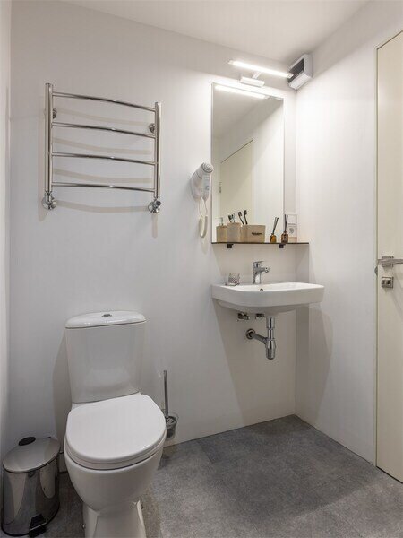 Студио Бизнес 2-местный (с кухней, с диваном)