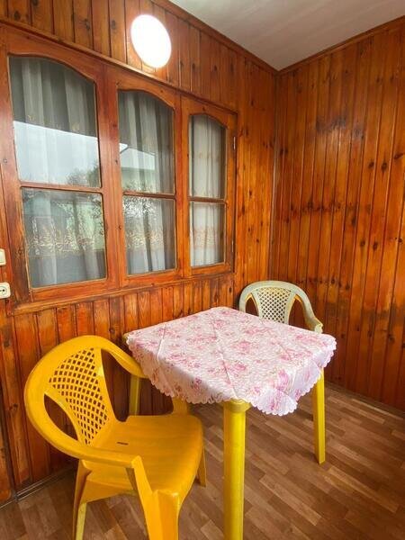 Бунгало 3-местные (с террасой, вид на бассейн)