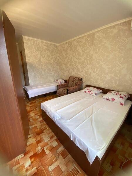 Стандартный 4-местный (с балконом)