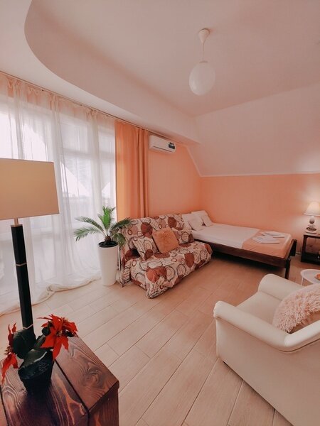 Апартаменты 8-местный (вид на море)