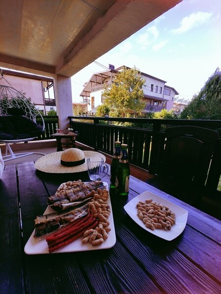 Студио 5-местный (с мини-кухней, вид на территорию)