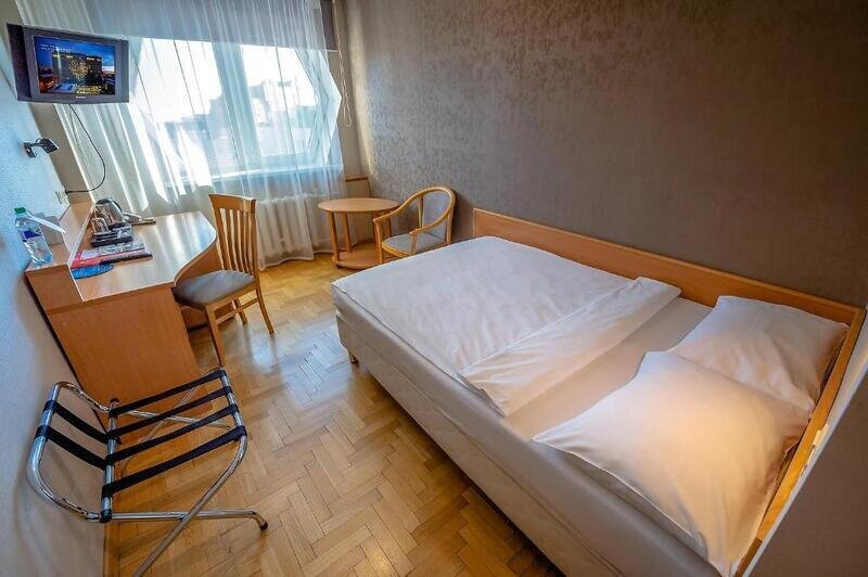 Стандартный 1-местный