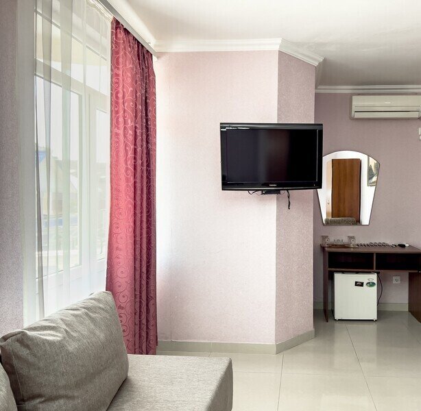 Семейный 4-местный (с балконом)