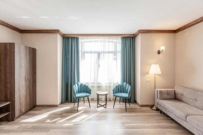 Люкс 2-местный 2-комнатный (208)