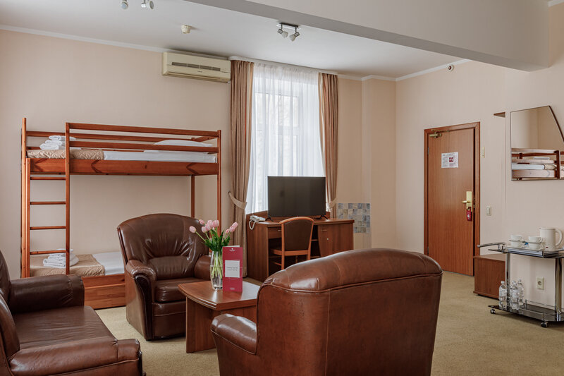 Семейный 3-местный