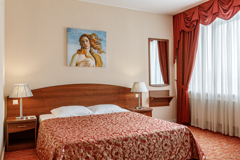 Полулюкс 2-местный «Венера»