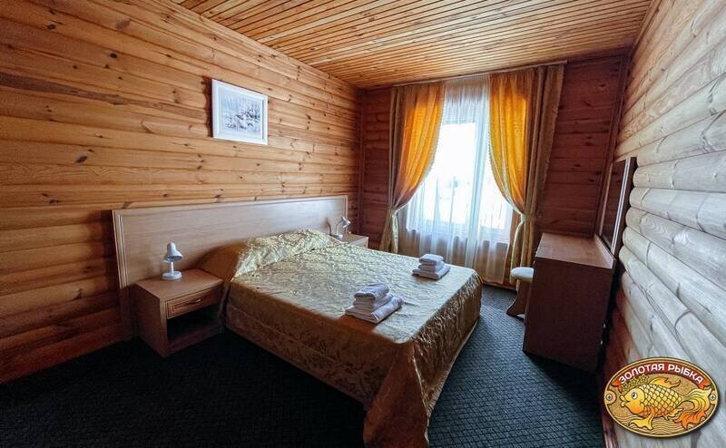 Деревянный сруб 3-местный 2-комнатный