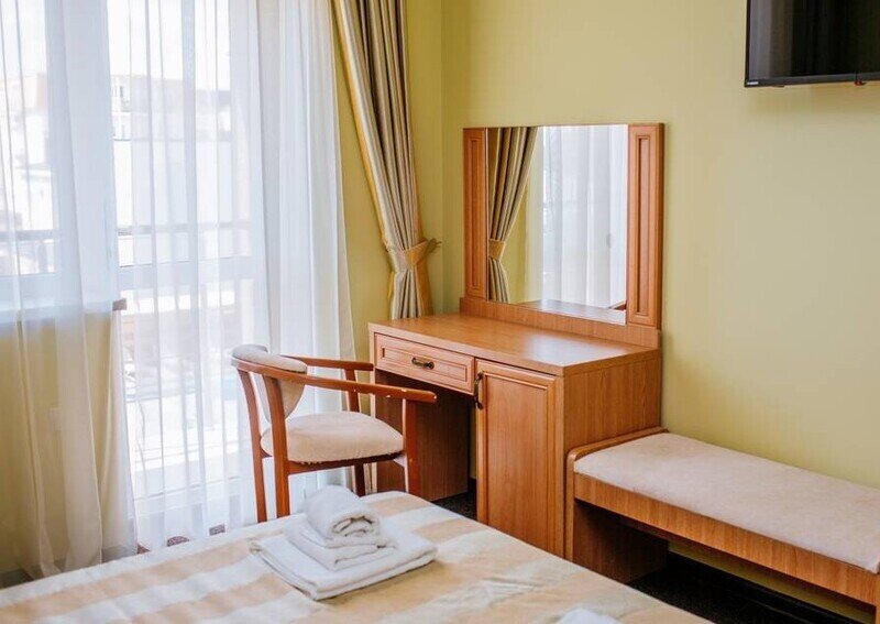 Люкс 3-местный 2-комнатный (Панорамный)