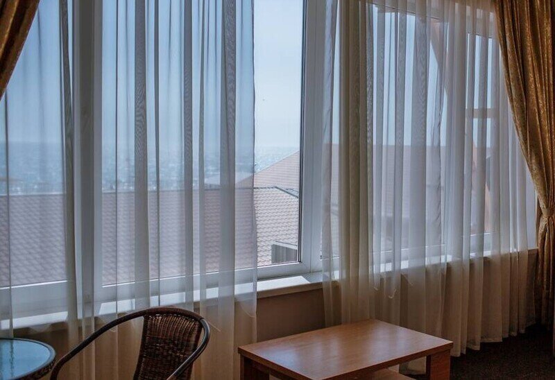 Люкс 3-местный 2-комнатный (Панорамный)