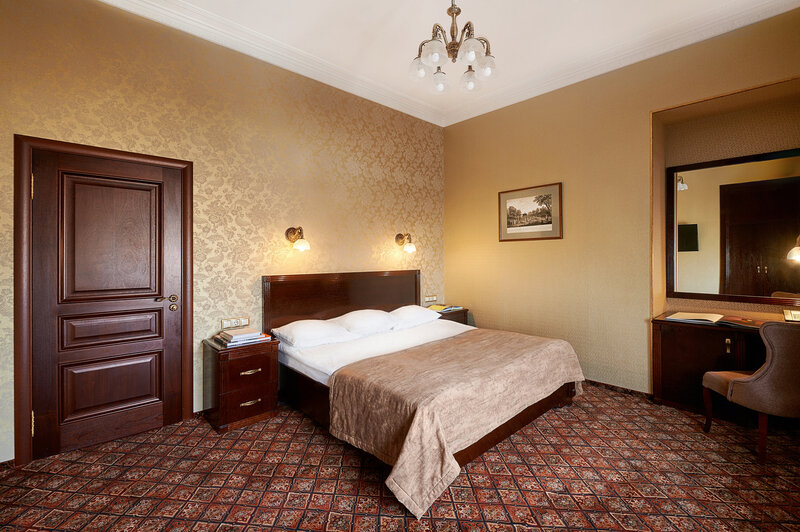 Апартаменты 3-местный 2-комнатный «Маяковский»