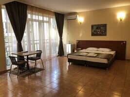 Номер 3-местный 1-комнатный, Курортный отель Вилла Релакс, Алушта