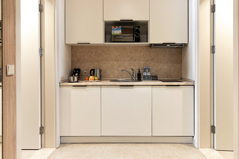 Люкс Джуниор 4-местный 3-комнатный