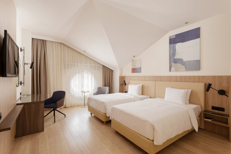 Представительский Люкс 4-местный 3-комнатный