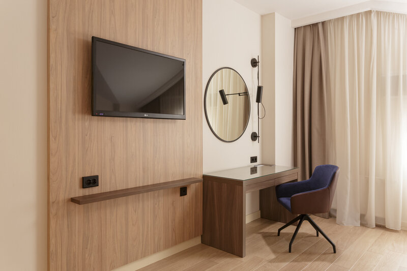 Представительский Люкс 4-местный 3-комнатный