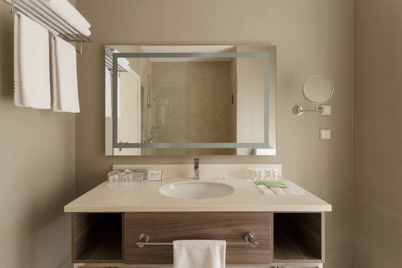 Представительский Люкс 4-местный 3-комнатный