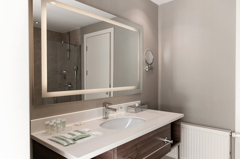 Представительский Люкс 4-местный 3-комнатный