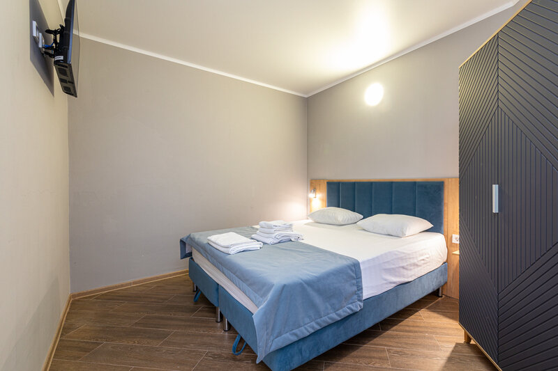 Люкс 4-местный 2-комнатный Евро (Корпус Бриз)