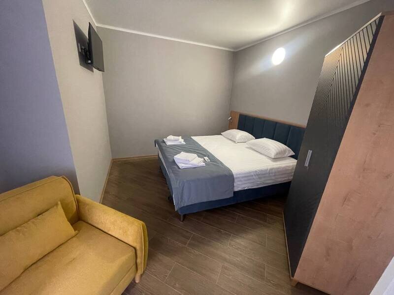 Люкс 4-местный 2-комнатный Евро (Корпус Бриз)