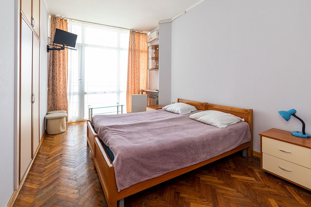 Улучшенный 2-местный 1-комнатный (с кондиционером, корпус Бриз)