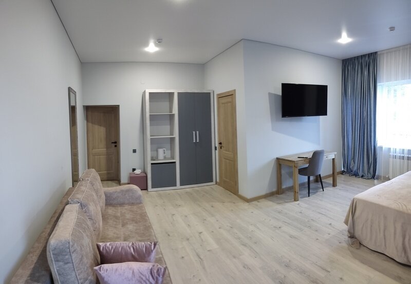 Улучшенный 2-местный 1-комнатный (с балконом)