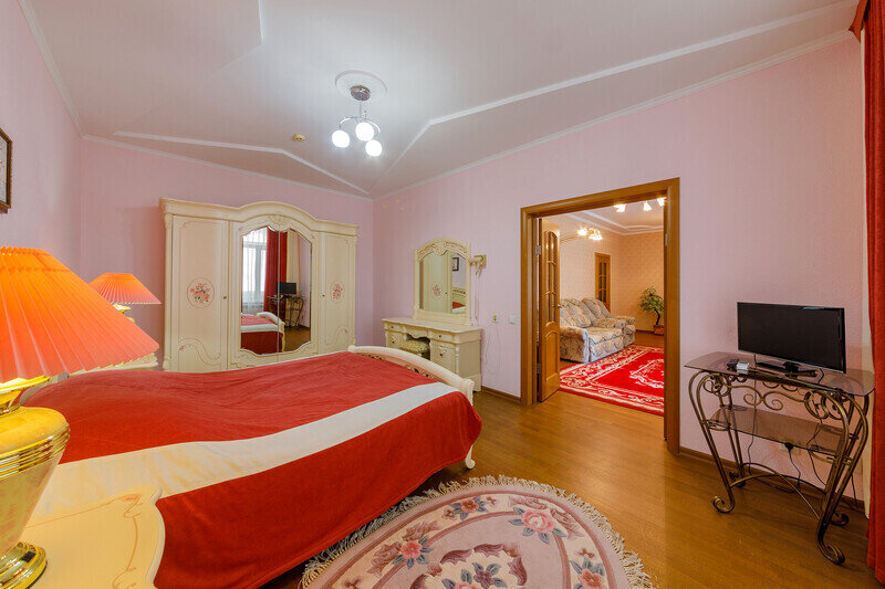 Люкс 2-местный 2-комнатный «S» Южный