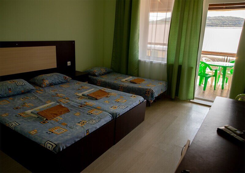 Стандартный 3-местный (с балконом)