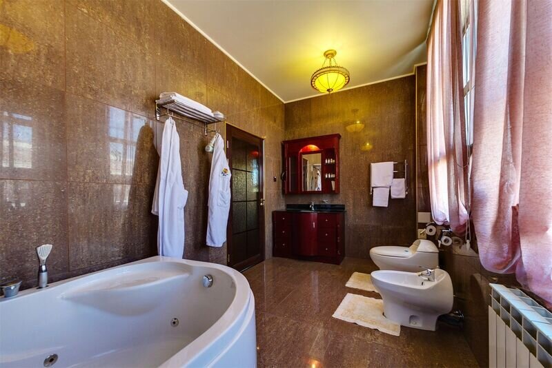 Люкс Королевский 2-комнатный