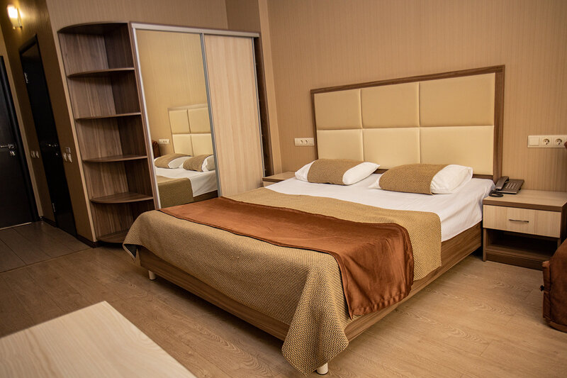 Стандартный 3-местный (вид во двор)