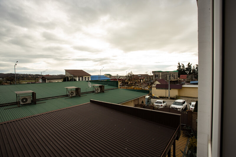 Стандартный 3-местный (вид во двор)