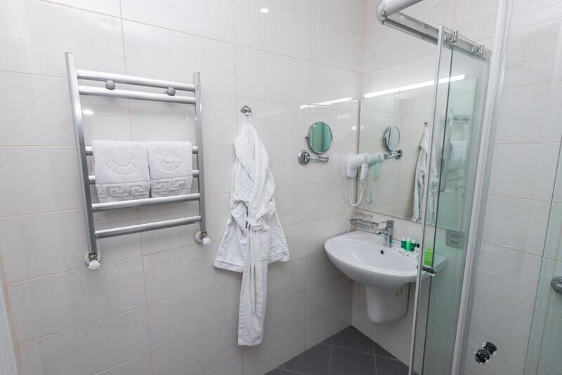 Connect 4-местный