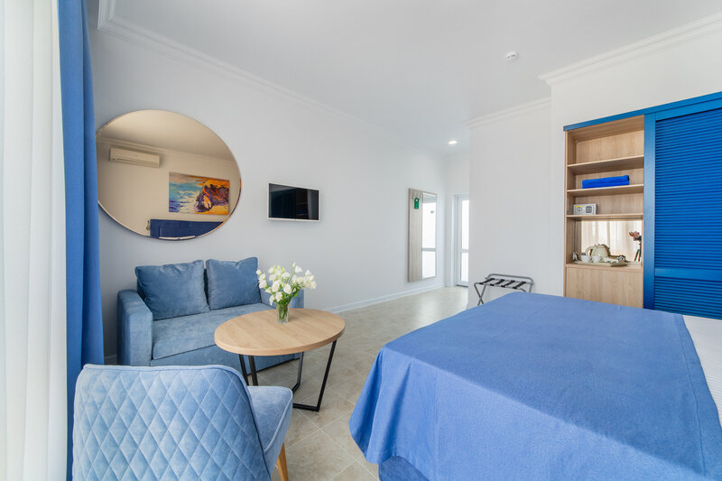 Полулюкс 2-местный (вид на море)