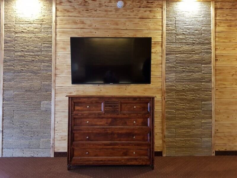 Люкс 2-местный 2-комнатный (мансардный в коттеджах NEW)