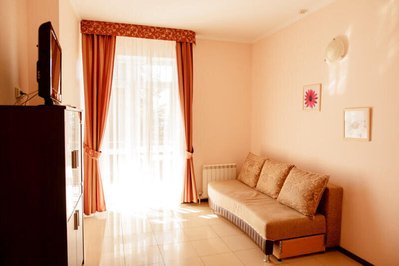 Полулюкс 2-местный 2-комнатный (Мини-сити)