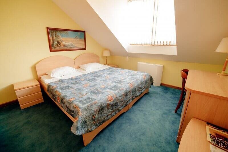 Сьют 2-местный 2-комнатный (в Коттеджах, мансардный)