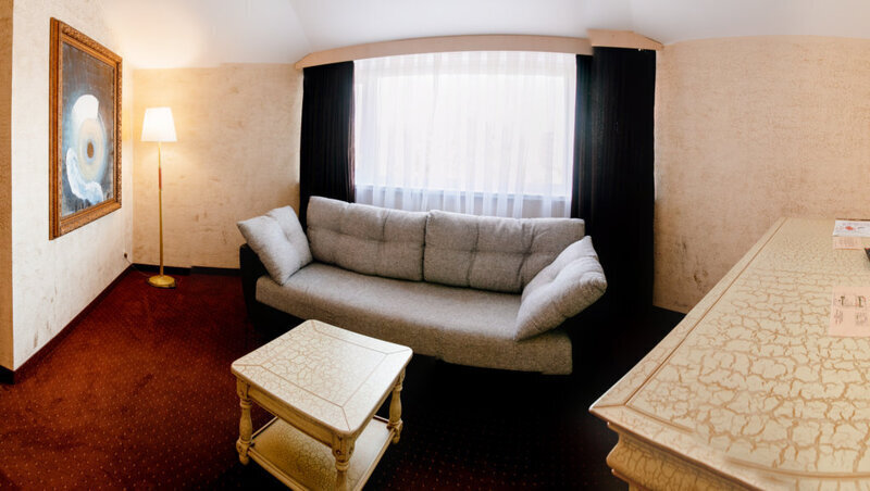 Сьют 2-местный 2-комнатный (в Морских коттеджах, мансардный, 4 этаж)