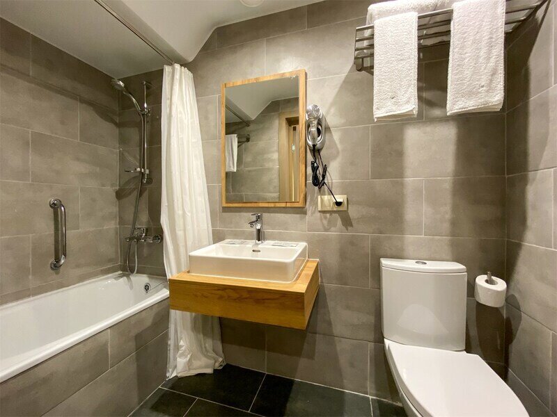 Эконом 2-местный (без окна)