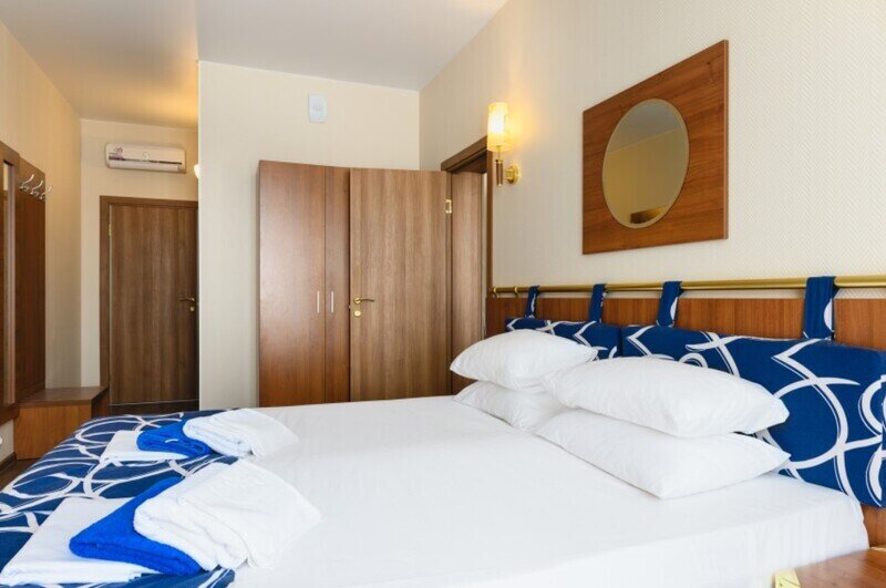 Совмещенный 4-местный 2-комнатный (корпус 8)