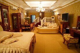 Двухместный люкс Свадебный двуспальная кровать, Отель Александр, Батайск