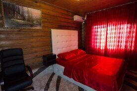 Двухместный люкс с балконом двуспальная кровать, Мини-отель Русский стиль, Ростов-на-Дону