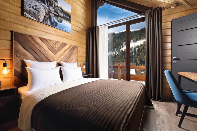 Таунхаус 6-местный (с балконом и видом на горы)