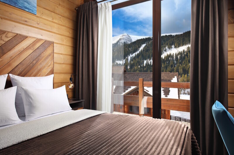 Таунхаус 6-местный (с балконом и видом на горы)