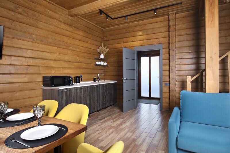 Таунхаус 6-местный (с балконом и видом на горы)