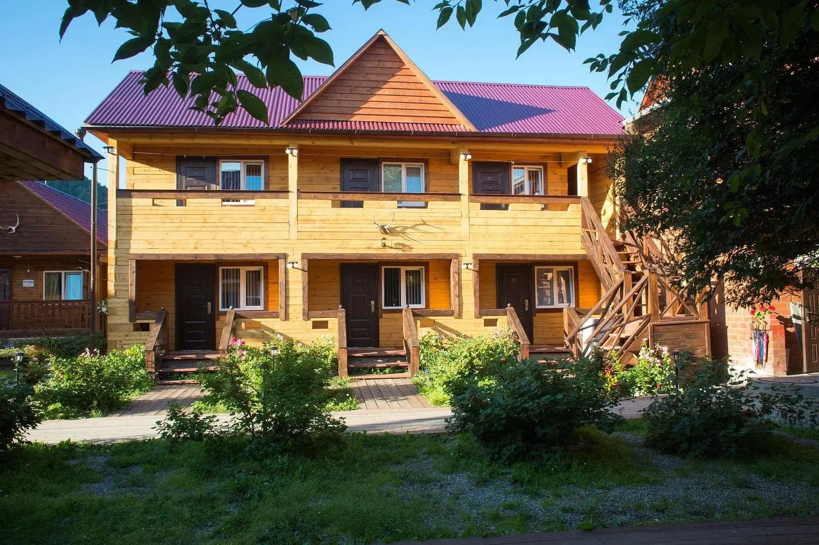Отель Даурия, поселок Листвянка, Иркутская область