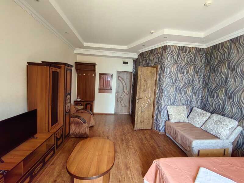 Семейный 4-местный