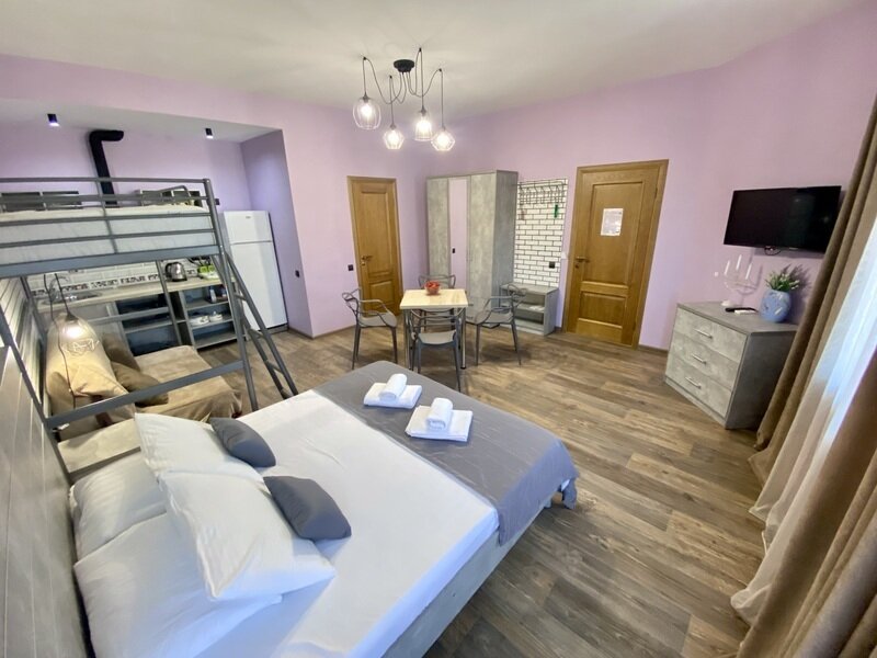 Апартаменты Студио (с кухней и балконом)