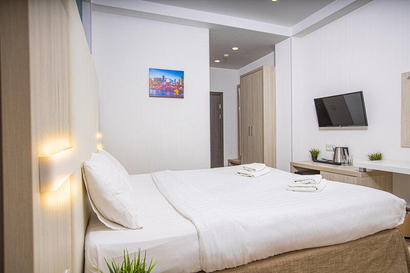 Делюкс 2-местный (KING SIZE)