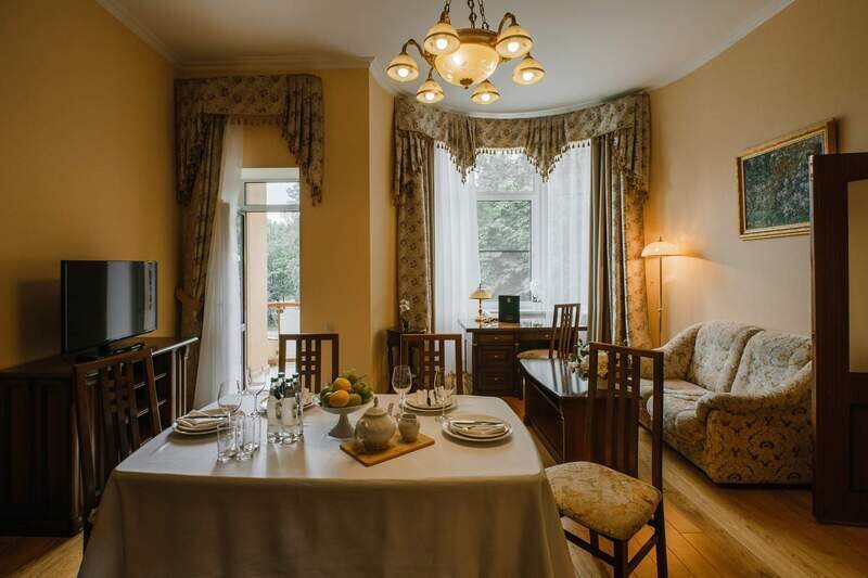 Апартаменты 2-местный 2-комнатный (с кухней)